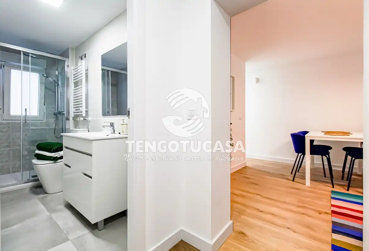 Bedroom of Flat for rent in Madrid  with Air Conditioner, Heating and Furnished