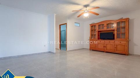 Foto 3 de Casa adosada en venta en Zona Carrefour - Urbanizaciones, Alicante