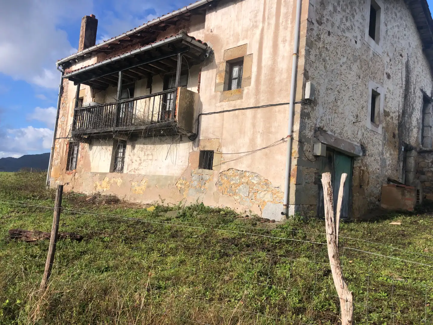 Exterior view of Houses for sale in Entrambasaguas  with Private garden, Storage room and Balcony