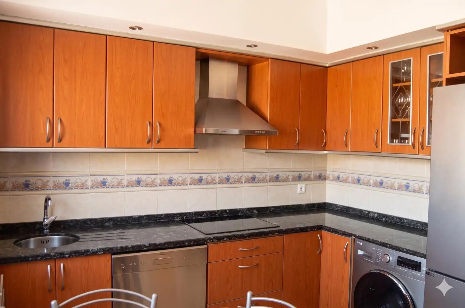 Cocina de Piso en venta en Sierra de Fuentes con Balcón