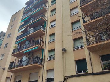 Piso en venta en C/ Sardana