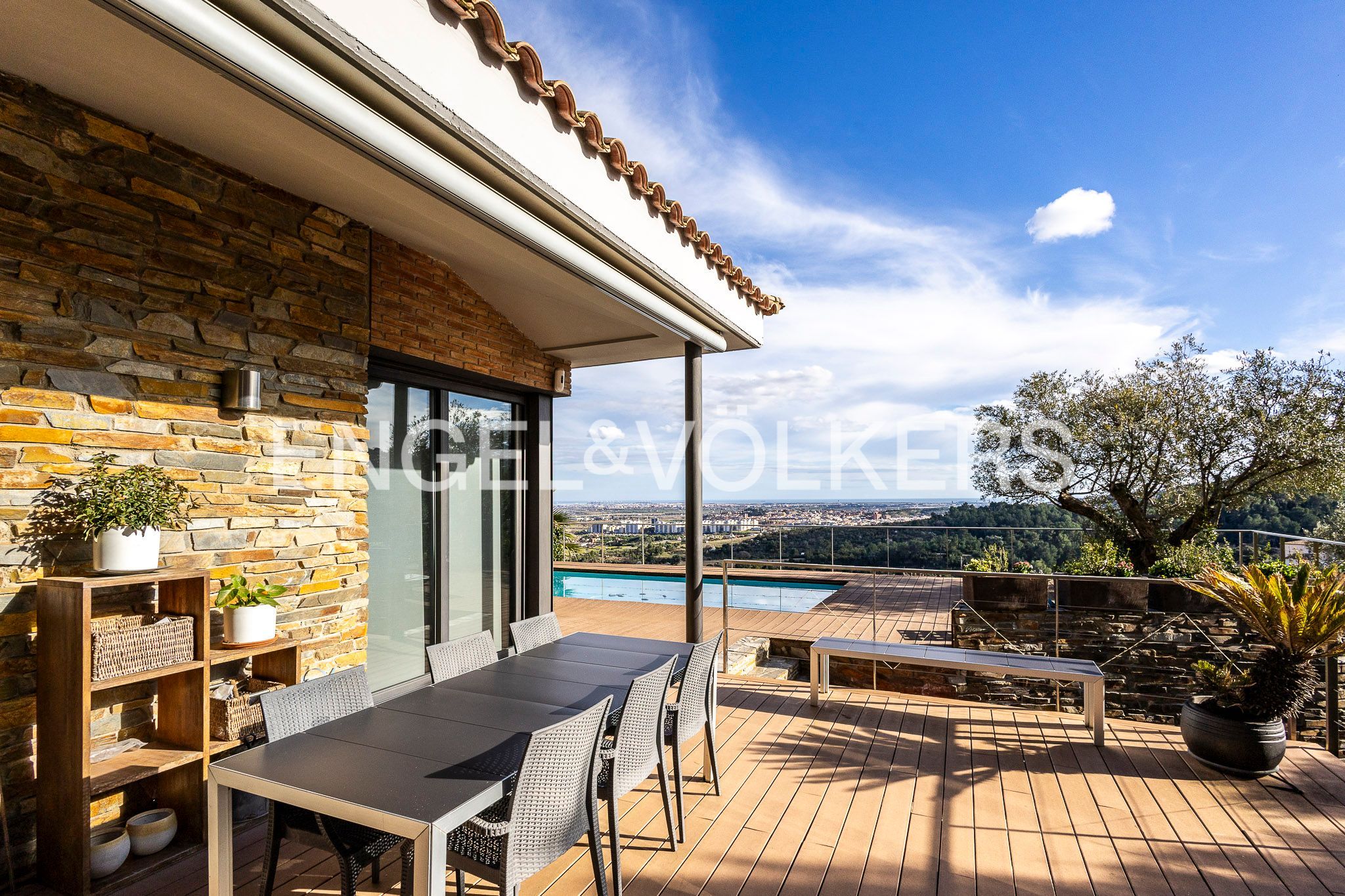 Terrace of House or chalet for sale in Santa Coloma de Cervelló  with Air Conditioner, Heating and Private garden