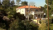 Vista exterior de Casa o xalet en venda en Picassent amb Terrassa i Piscina