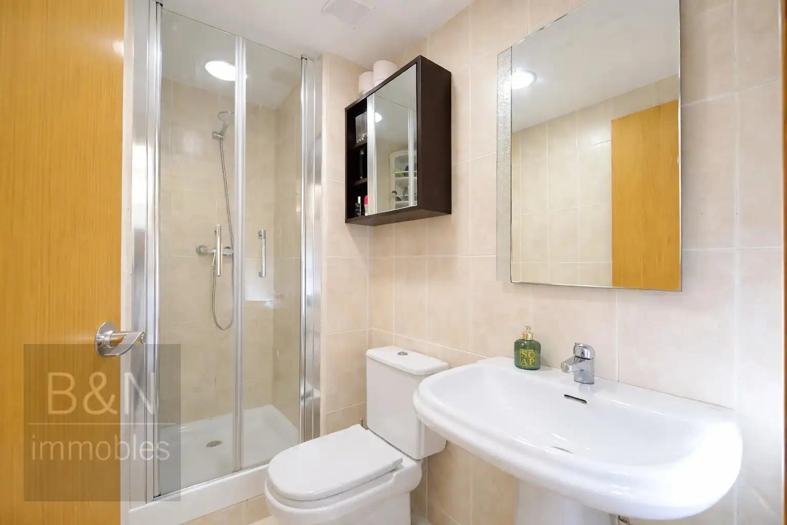 Baño de Dúplex en venta en Terrassa con Aire acondicionado, Calefacción y Terraza