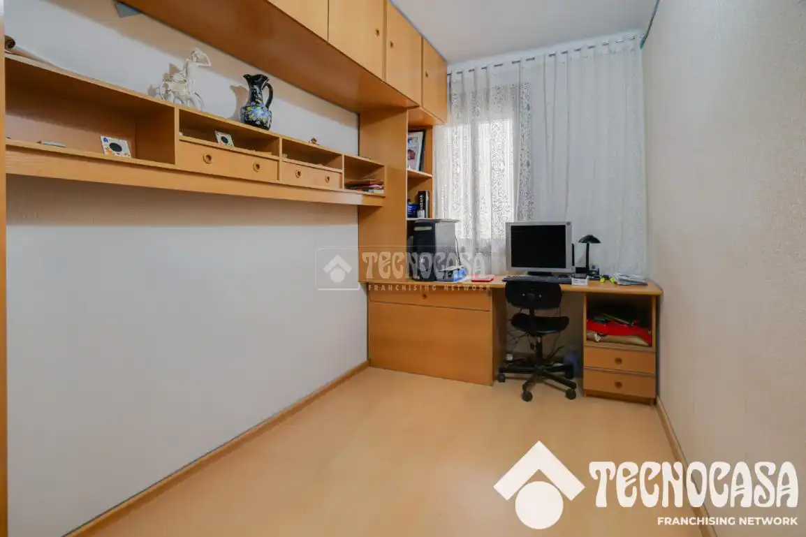 Habitación de Piso en venta en Santa Coloma de Gramenet