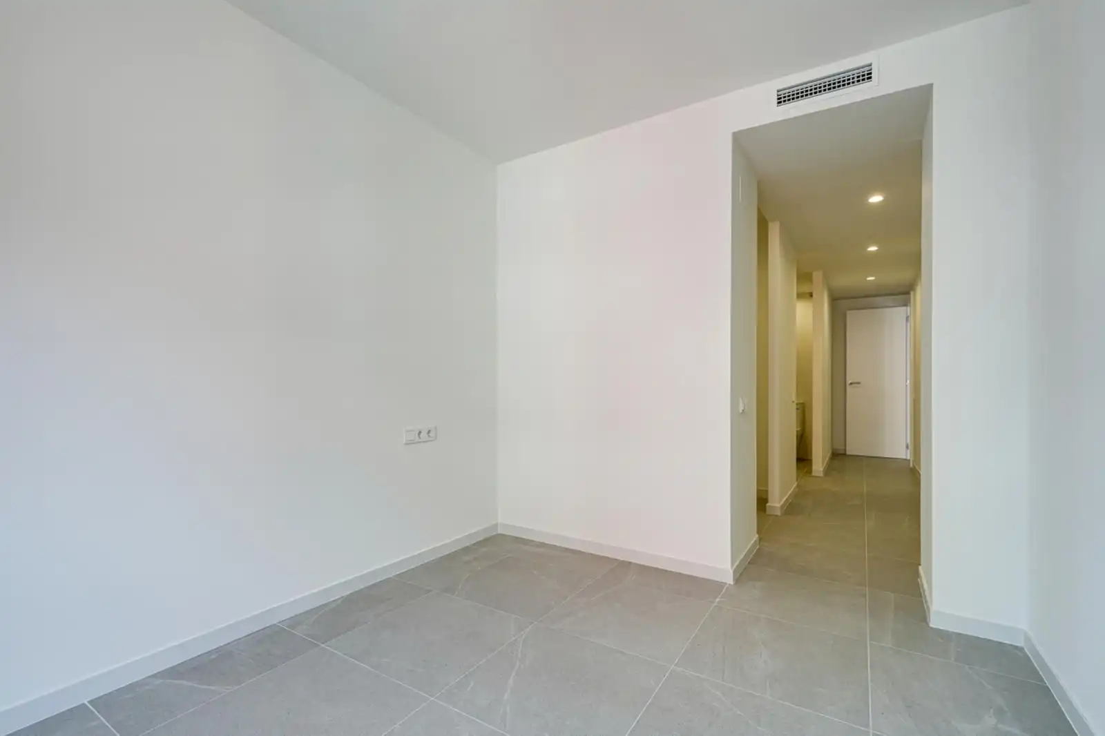 Piso en venta en L'Hospitalet de Llobregat con Terraza