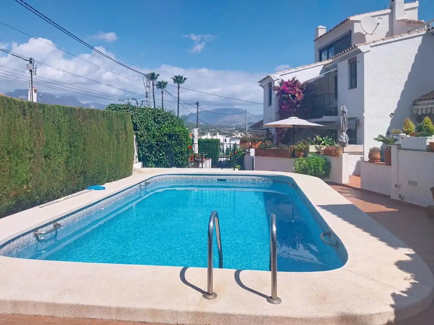 Piscina de Casa o xalet en venda en L'Alfàs del Pi amb Aire condicionat, Jardí privat i Terrassa