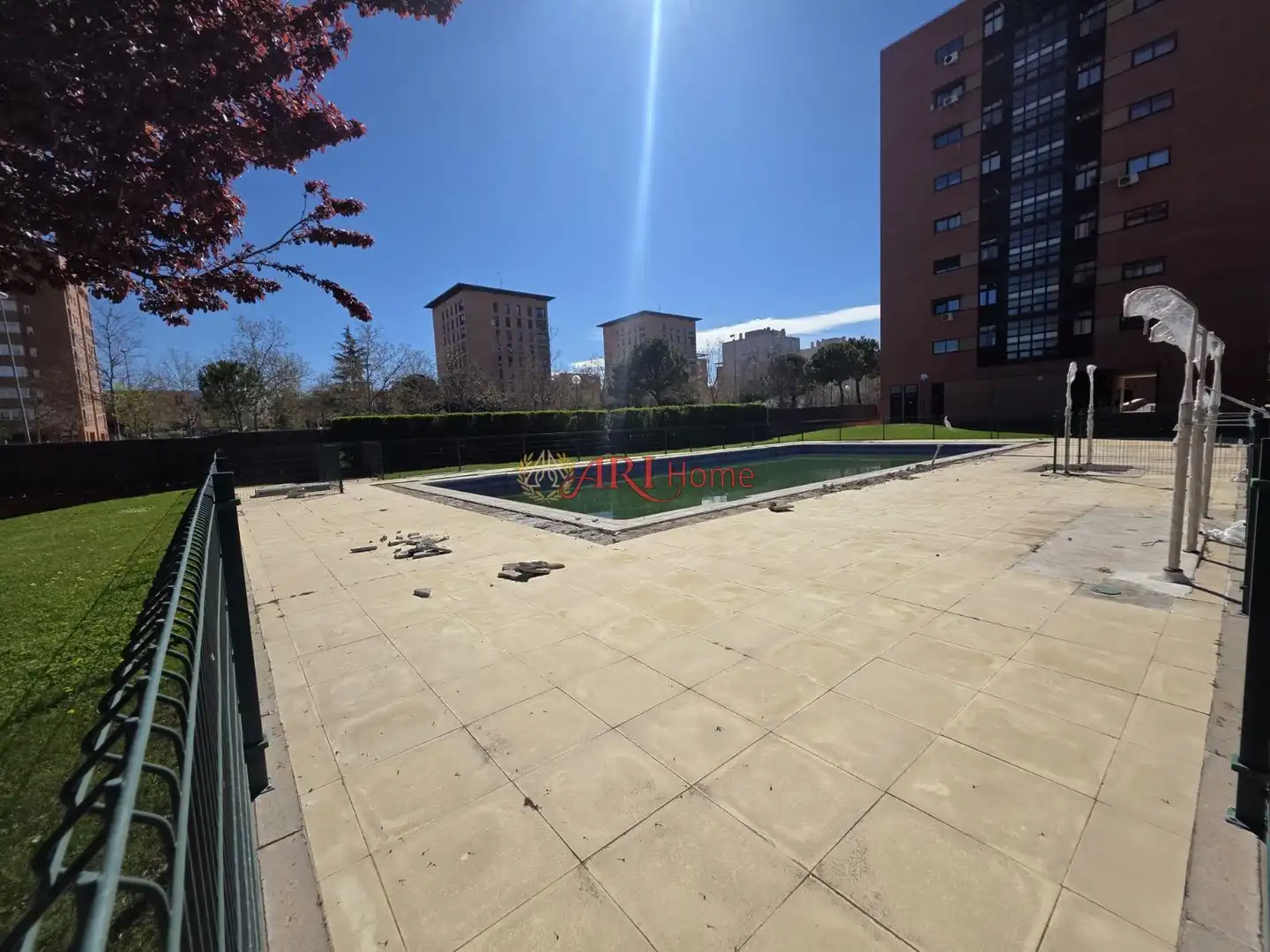 Swimming pool of Flat for sale in Fuenlabrada  with Air Conditioner, Heating and Swimming Pool