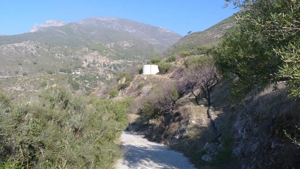 Terreni e lotti in vendita a Ítrabo