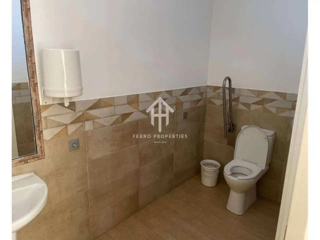 Local comercial en venta en Loja, imagen 8