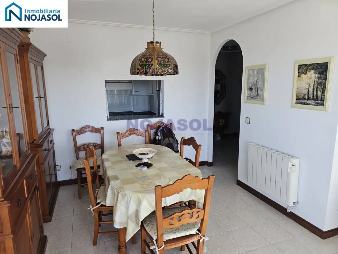 Menjador de Apartament en venda en Noja amb Calefacció, Terrassa i Moblat