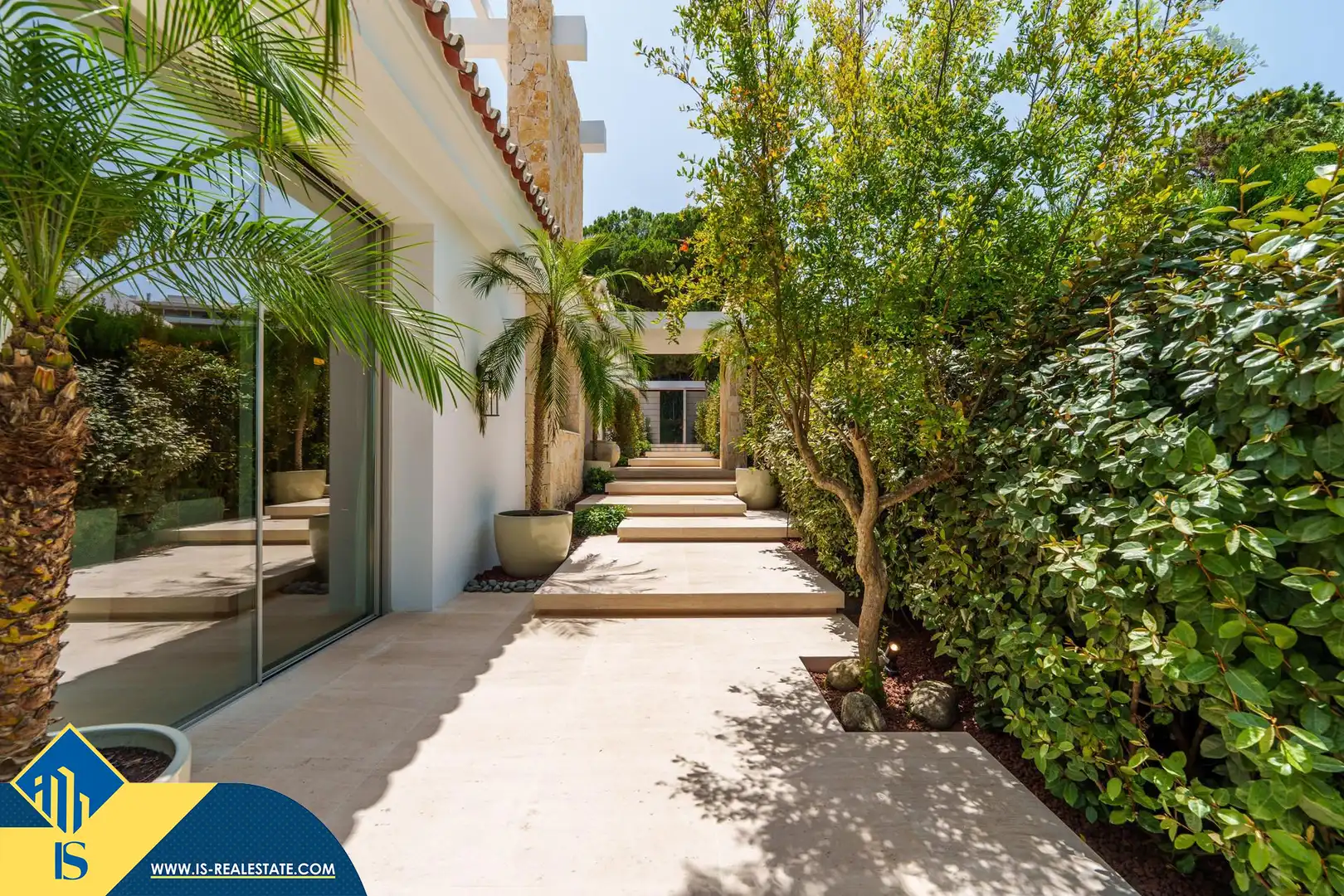 Chalet con piscina en venta en La Hacienda - Nueva Andalucía, imagen 3