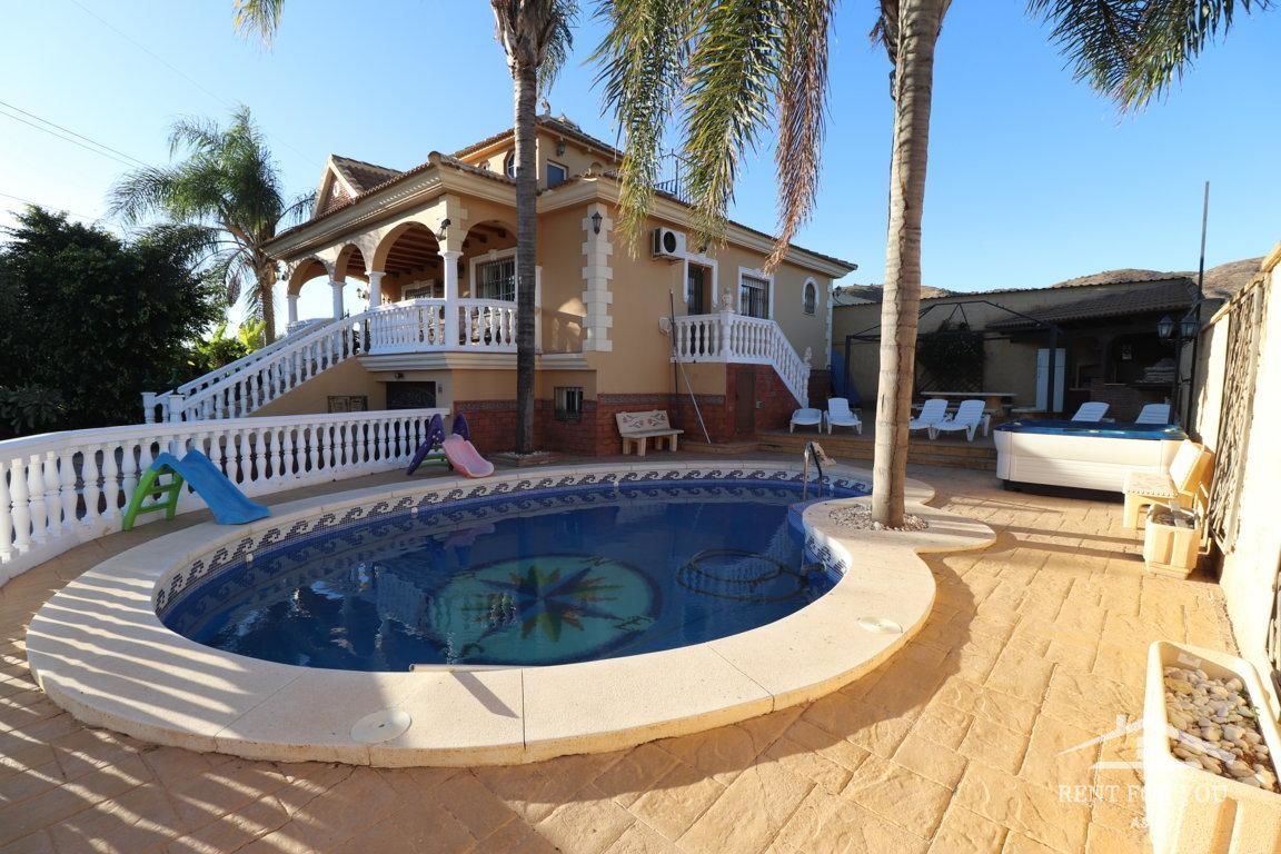 Casa o chalet de alquiler en Jardines de Alhaurín - Huerta Alta - Fuensanguínea