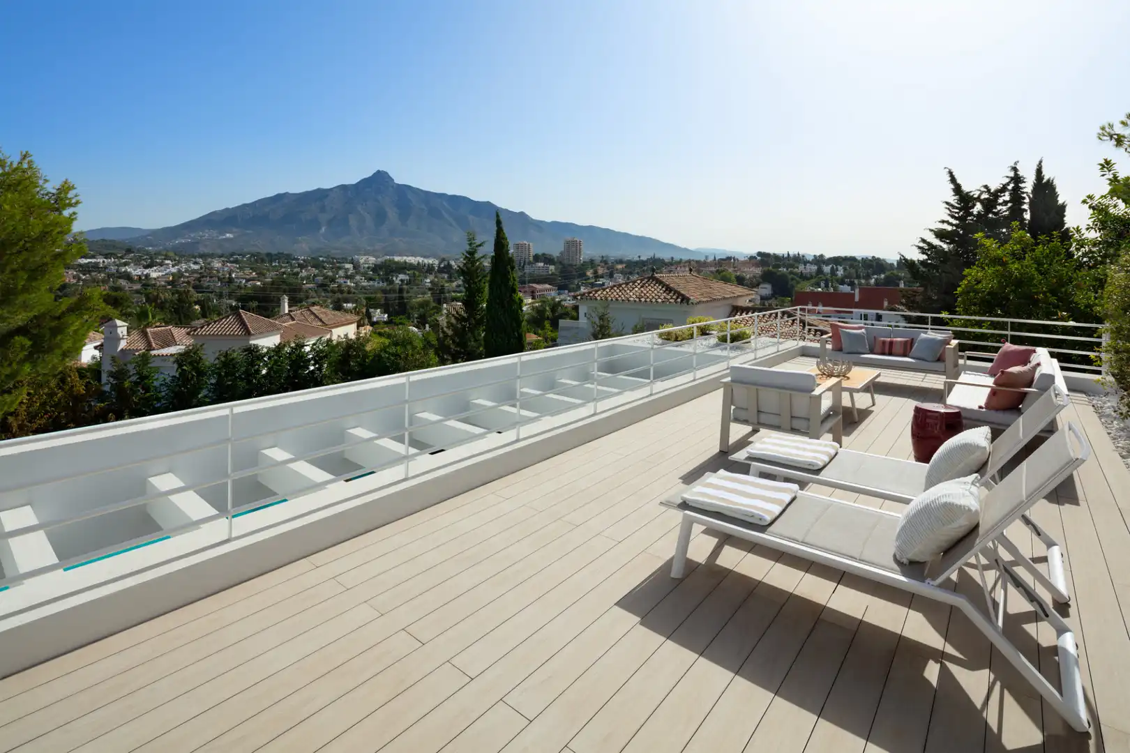 Terrassa de Casa o xalet de lloguer en Marbella amb Aire condicionat, Jardí privat i Terrassa