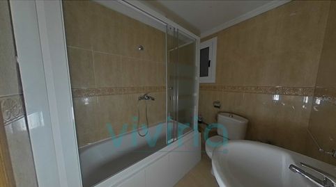 Foto 4 de Piso en venta en Avenida Dr Peset Aleixandre, Torrefiel, Valencia Capital