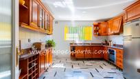 Kitchen of House or chalet for sale in Espartinas  with Air Conditioner, Private garden and Storage room