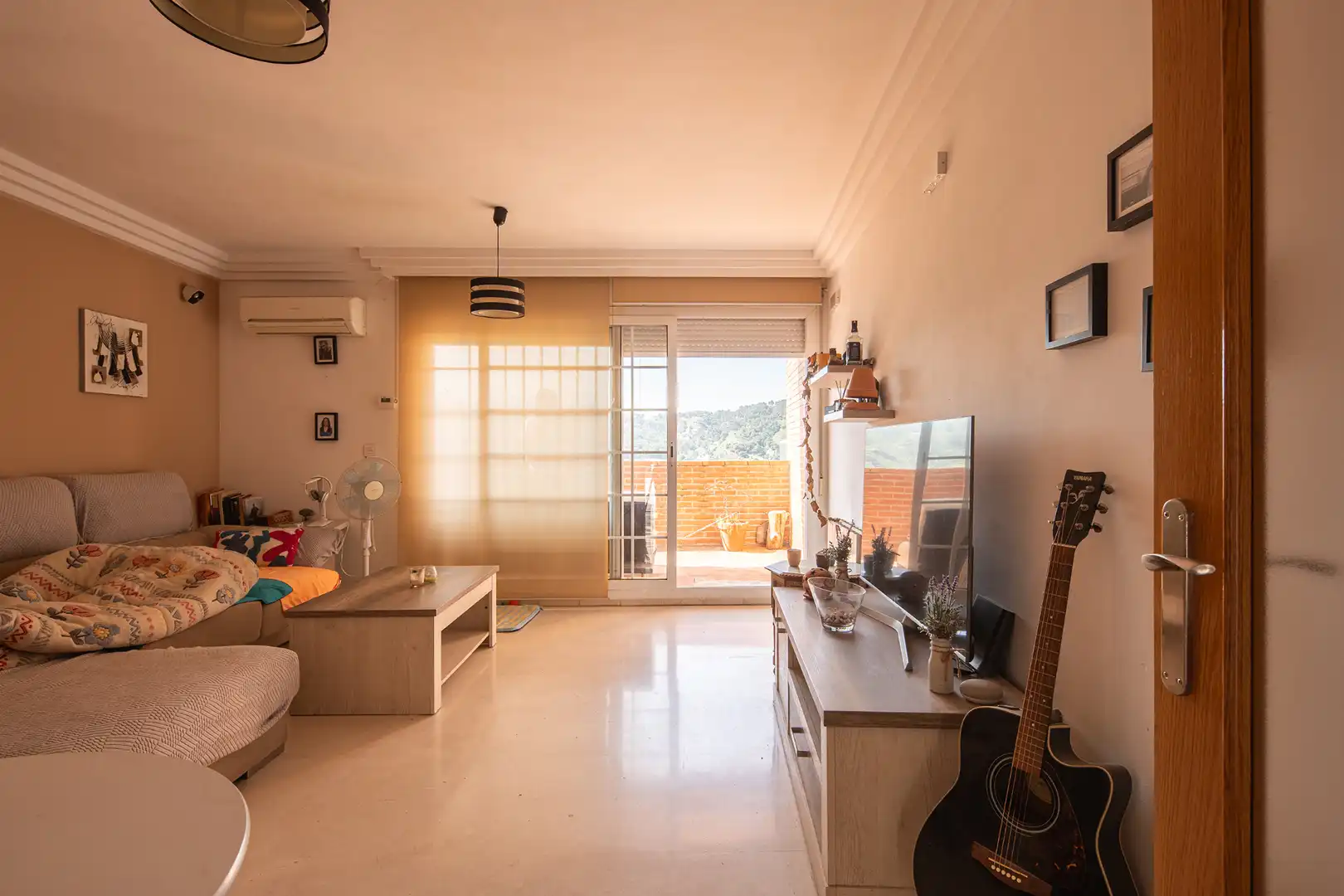Sala de estar de Ático en venta en Cenes de la Vega con Aire acondicionado, Calefacción y Terraza