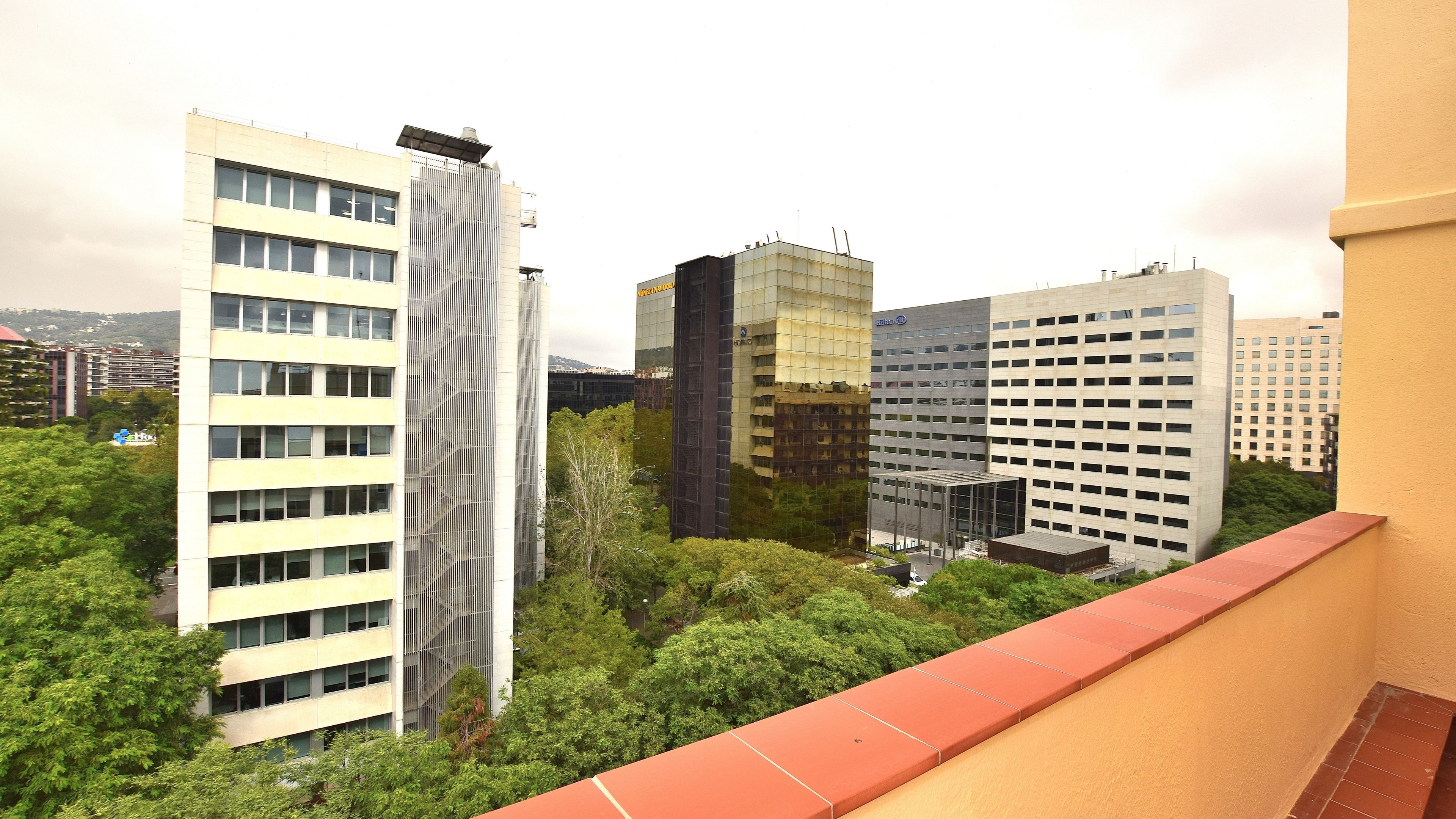 Vista exterior de Àtic en venda en  Barcelona Capital amb Aire condicionat, Calefacció i Parquet