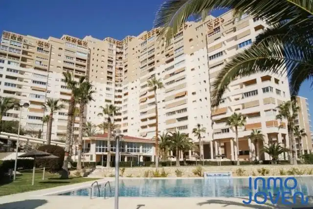 Apartamento de alquiler en Carrer Hisenda de l'Administrador, Playa Muchavista