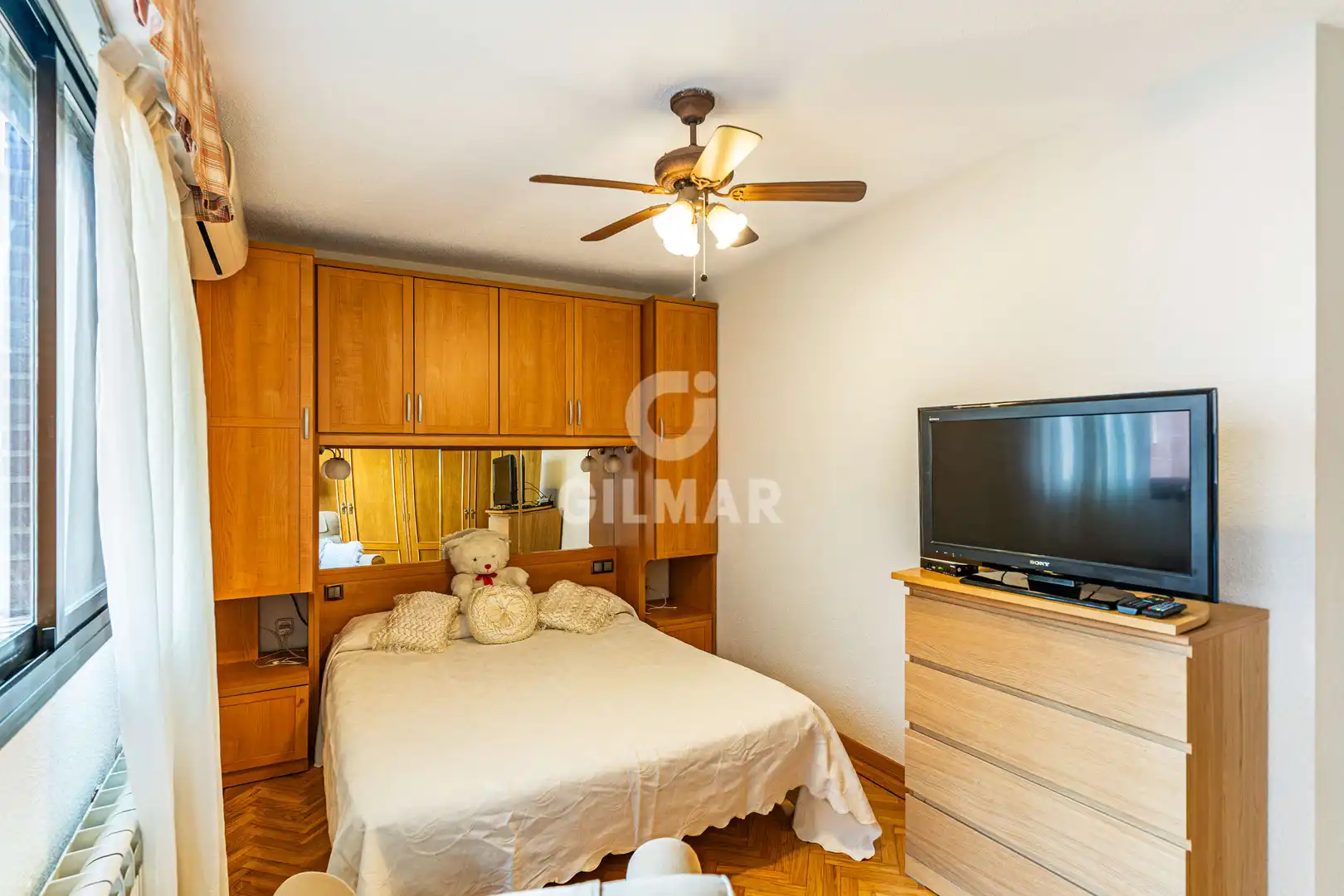 Schlafzimmer von Wohnung zum Verkauf in Madrid mit Heizung und Balkon