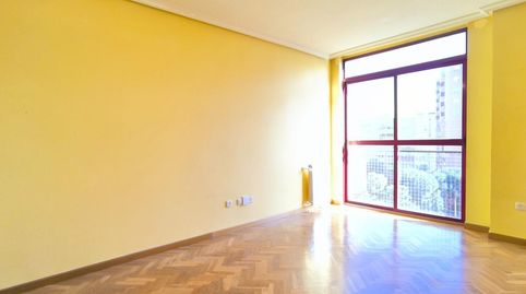 Foto 2 de Dúplex en venta en Calle Dulzaina, Costillares, Madrid Capital