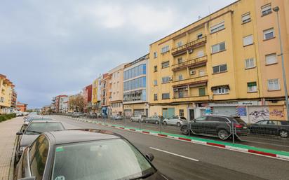 Vista exterior de Pis en venda en Cáceres Capital amb Aire condicionat, Calefacció i Moblat