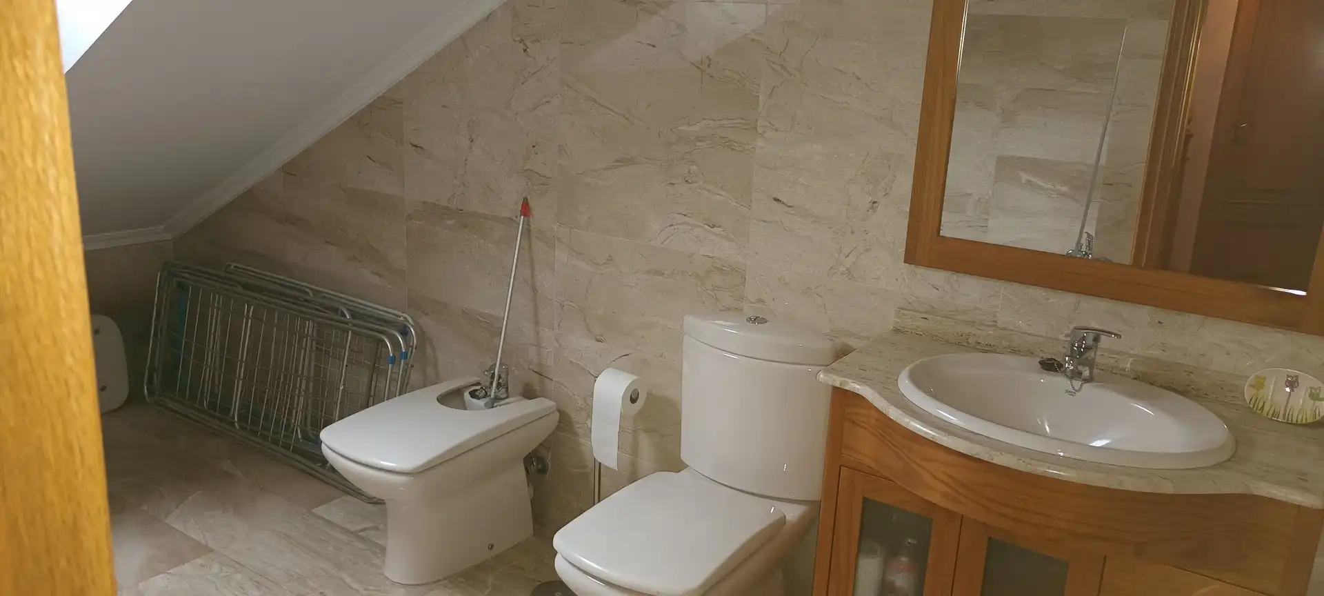 Badezimmer von Maisonette zur Miete in Segovia mit Klimaanlage, Heizung und Parkett