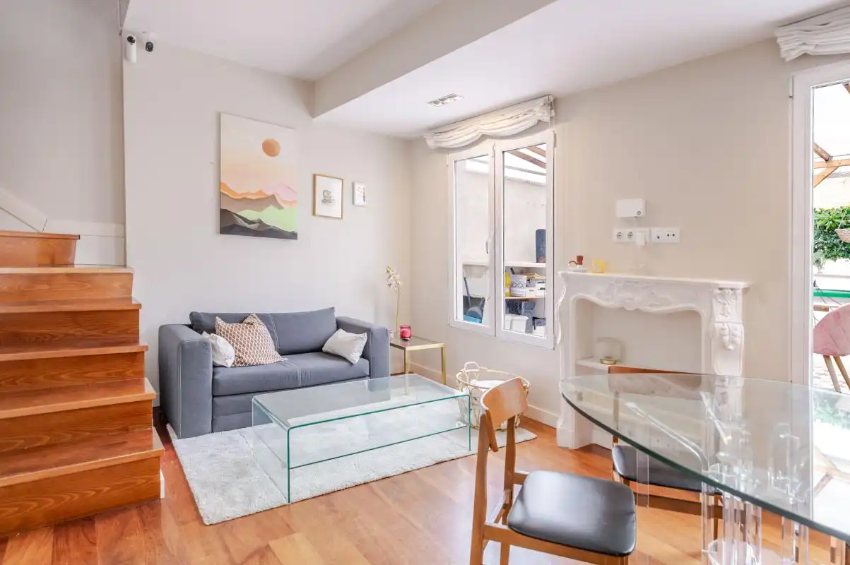 Wohnzimmer von Maisonette zum Verkauf in Madrid mit Klimaanlage, Heizung und Terrasse