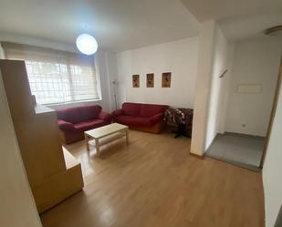 Sala d'estar de Planta baixa en venda en Tarancón amb Calefacció, Traster i Moblat
