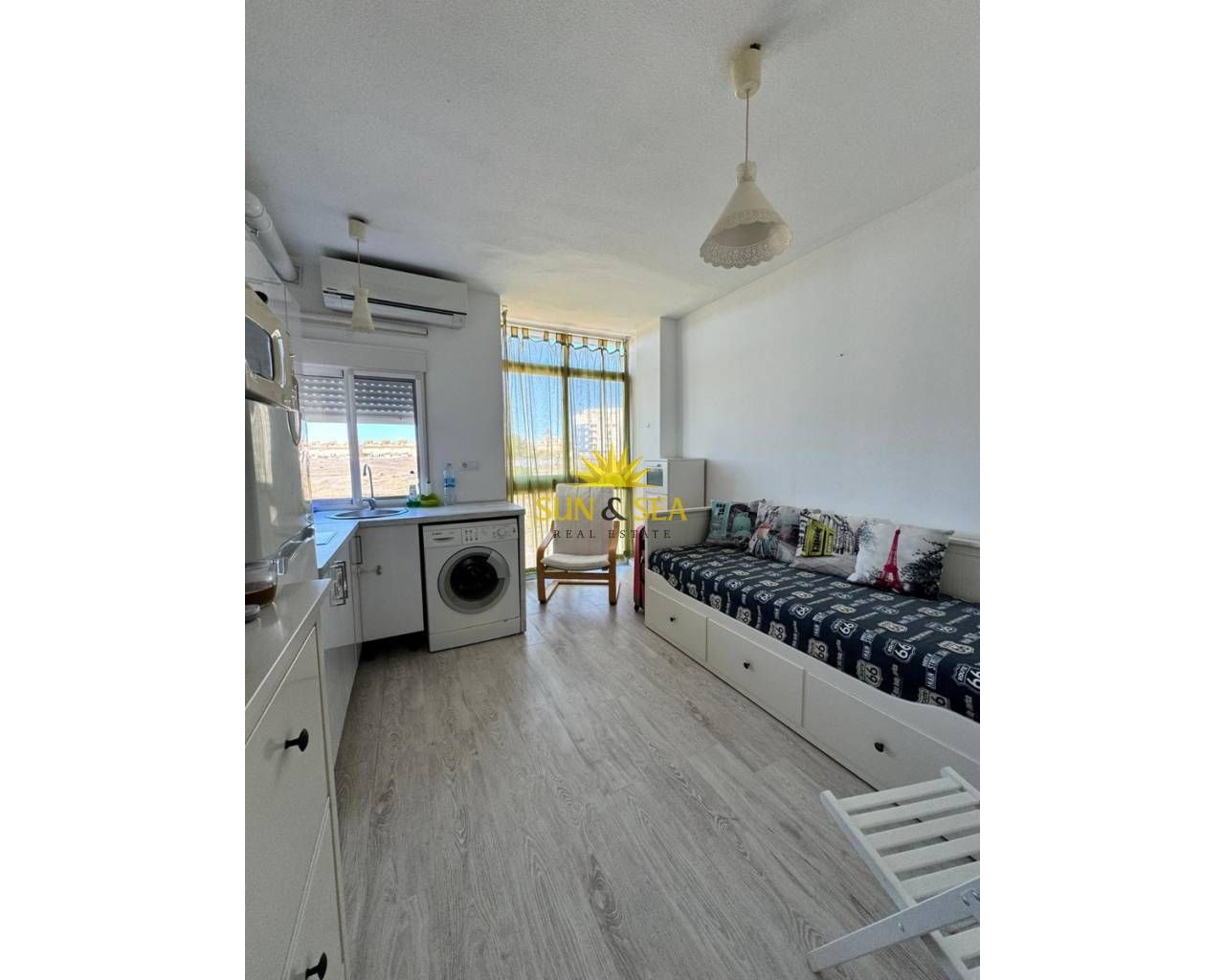 Bedroom of Apartment to rent in Torrevieja  with Air Conditioner, Heating and Microwave
