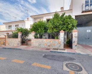 Vista exterior de Casa o xalet en venda en Marbella amb Traster, Moblat i Balcó