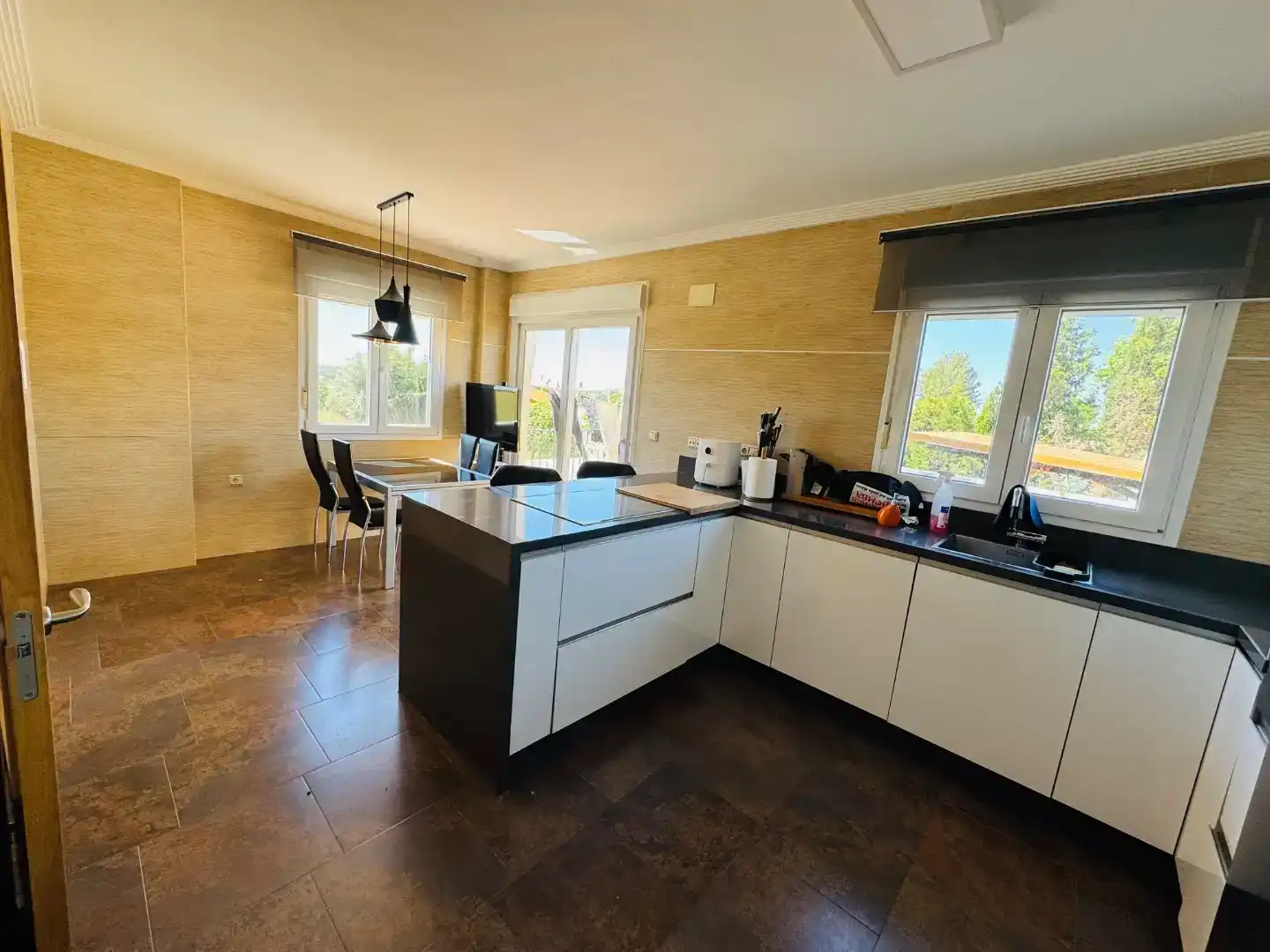 Cocina de Casa o chalet en venta en Aljaraque con Aire acondicionado y Piscina