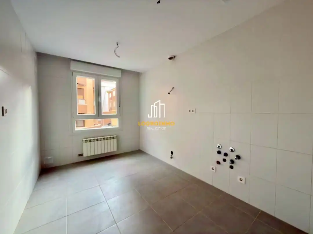 Piso con ascensor en venta en Lardero, imagen 9