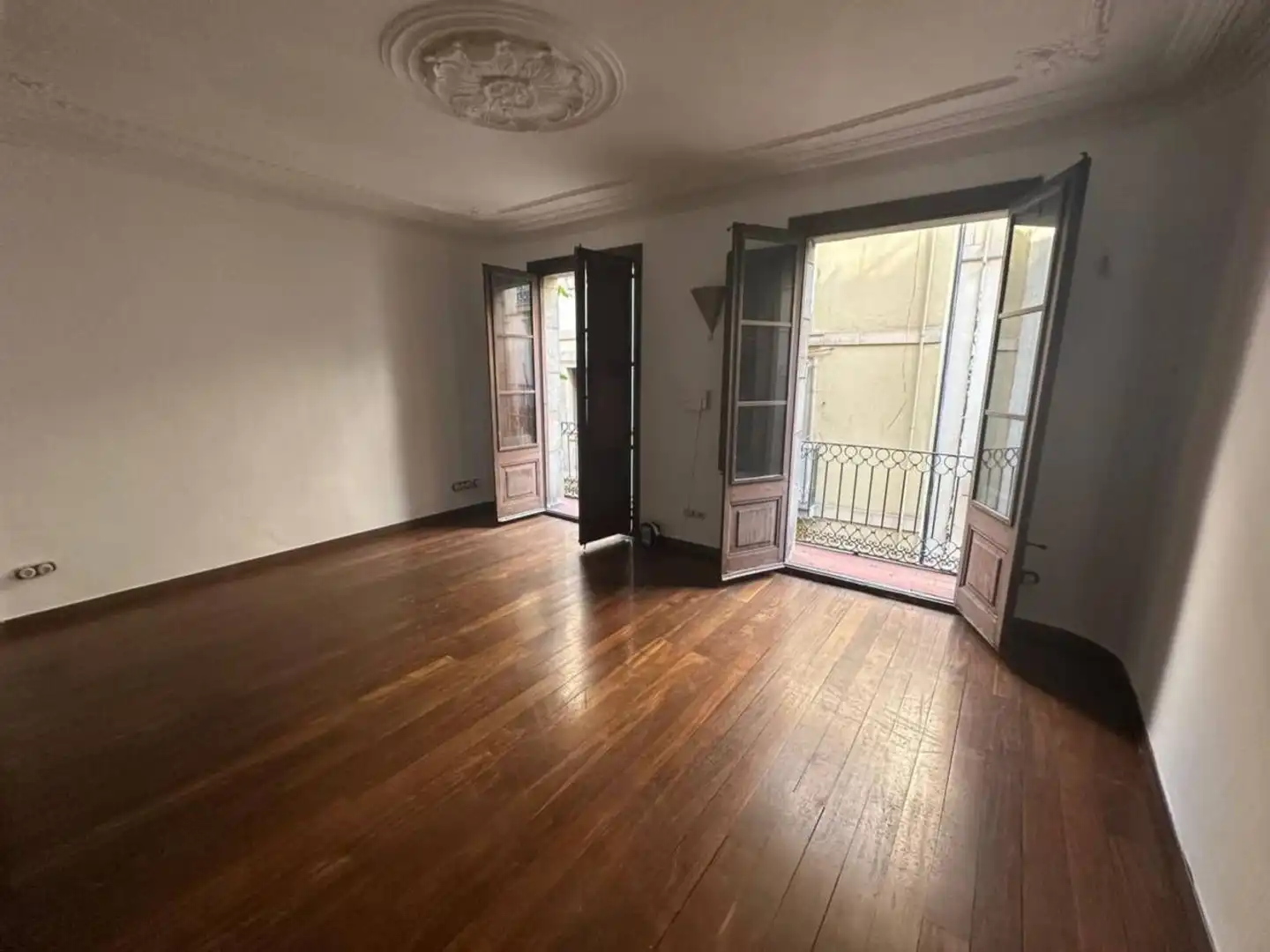 Appartamento con ascensore in vendita a Calle  escudillers, imagen 2