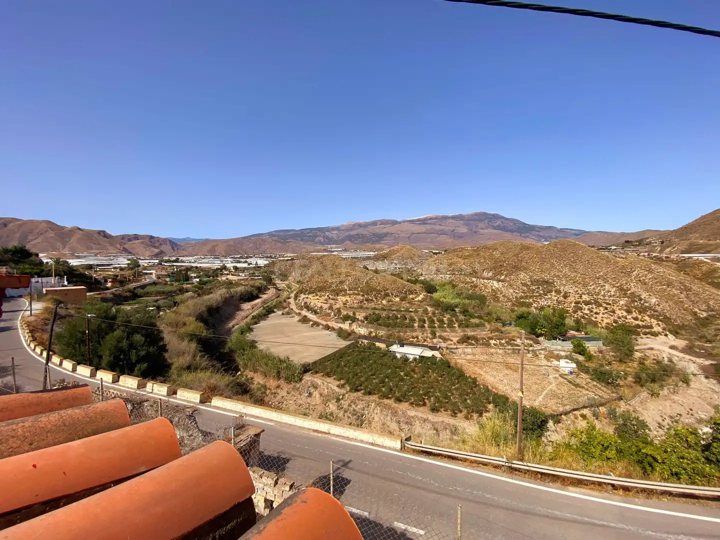 Vista exterior de Casa o xalet en venda en Berja amb Piscina