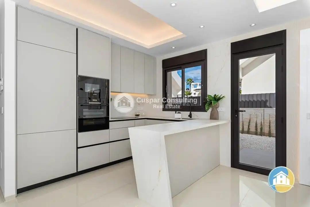 Cocina de Casa o chalet en venta en Rojales con Aire acondicionado, Calefacción y Jardín privado