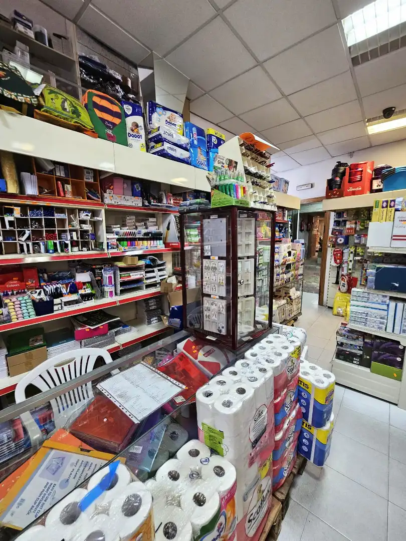 Local comercial en traspàs a Calle Ildefonso Martínez, imagen 2