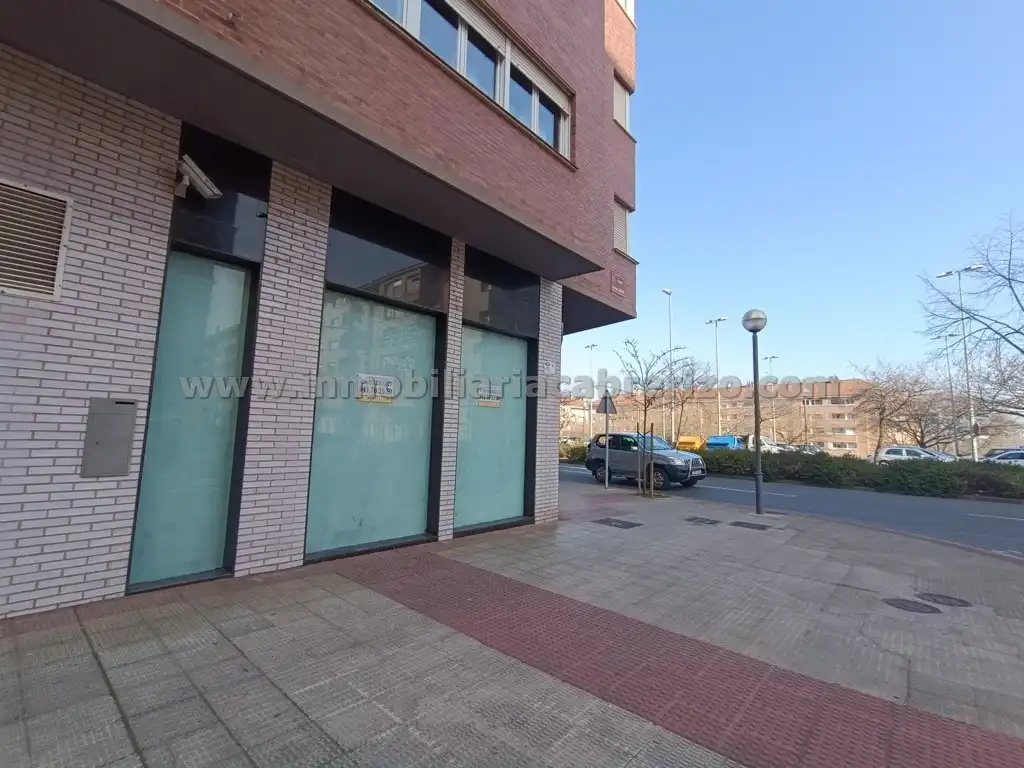 Business premises for sale in Oeste, imagen 5