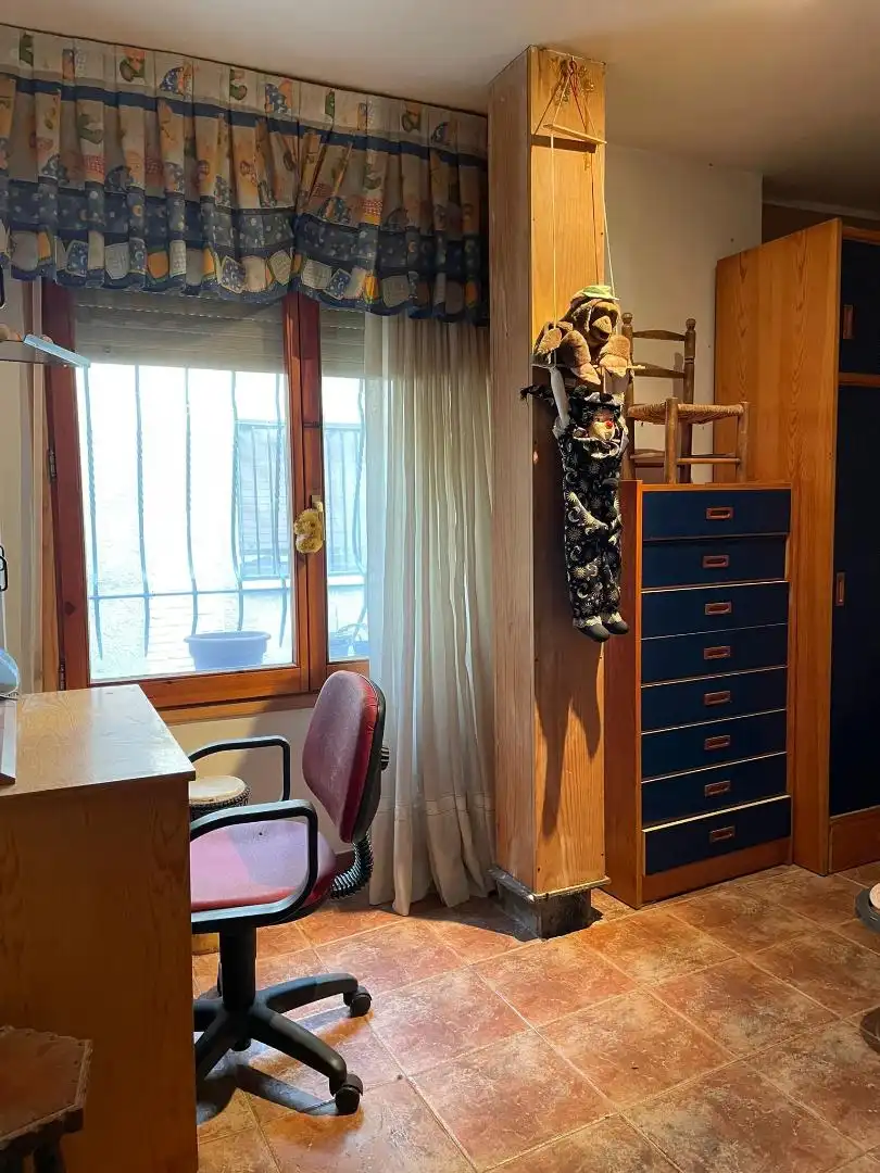 Habitación de Casa adosada en venta en Ejea de los Caballeros con Terraza y Trastero