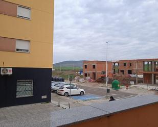 Vista exterior de Pis en venda en Mérida