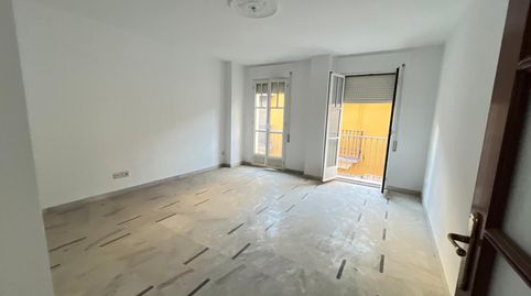 Foto 2 de Piso en venta en Las Tinajerías - Juderías, Lucena