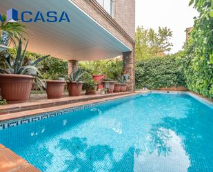 Piscina de Casa o xalet en venda en  Madrid Capital amb Aire condicionat, Calefacció i Traster