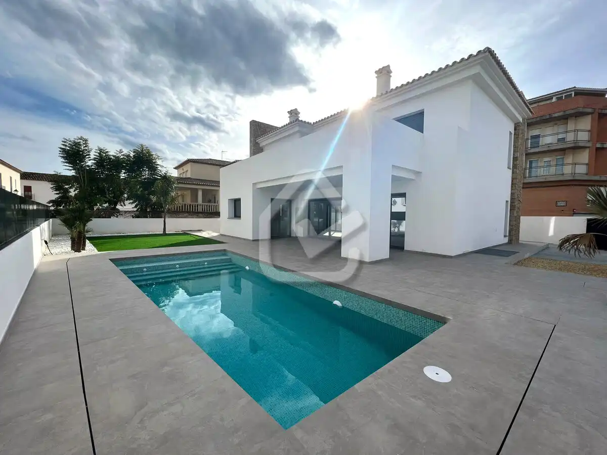 Villa mit Pool zum Verkauf in La Xara - La Sella