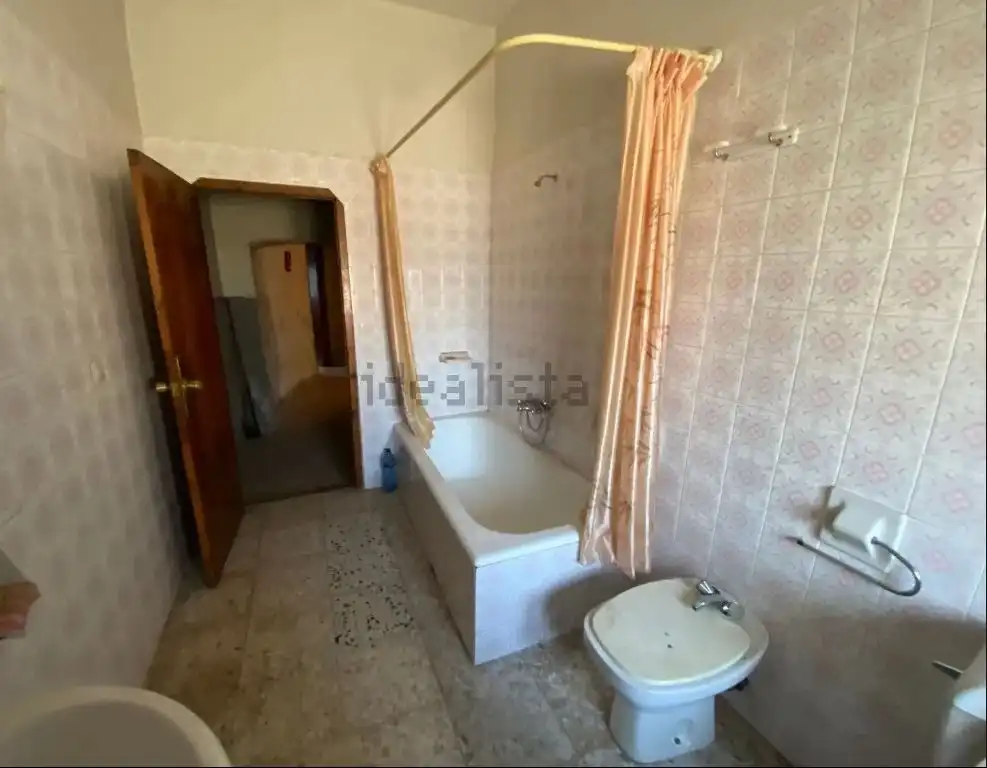 Baño de Casa o chalet en venta en Palenzuela con Jardín privado, Amueblado y Alarma