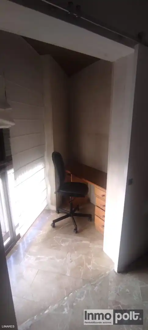 Habitación de Piso de alquiler en Linares con Aire acondicionado, Calefacción y Terraza