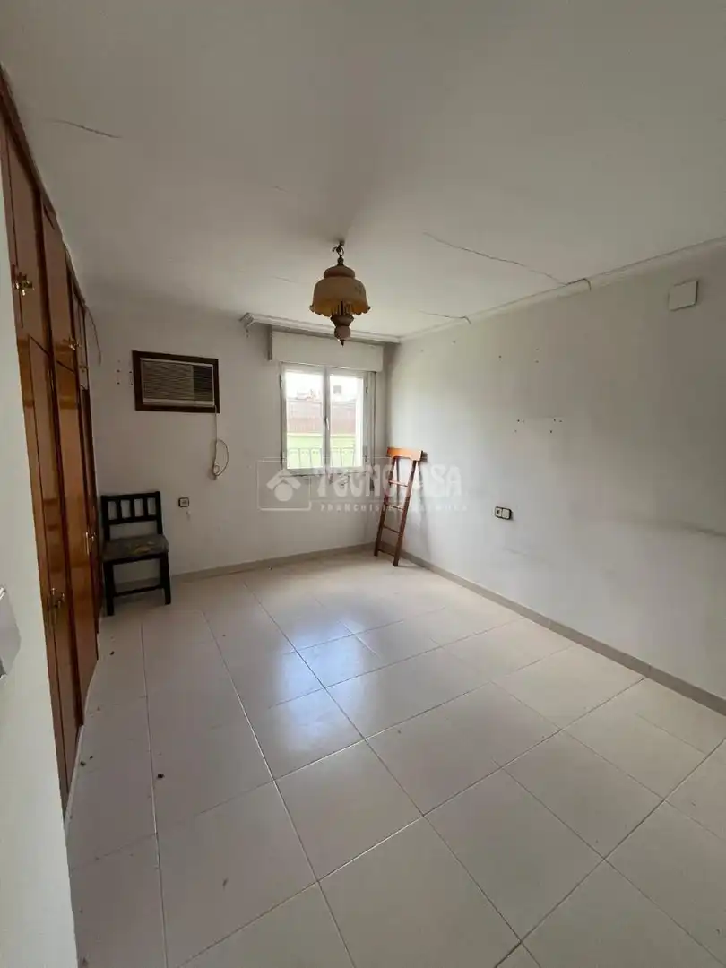 Bedroom of Houses for sale in Alcalá de Guadaira