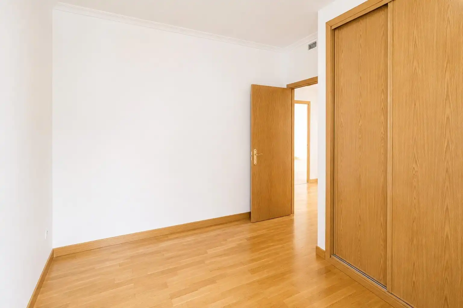 Flat for rent in Madrid  with Air Conditioner, Heating and Parquet flooring