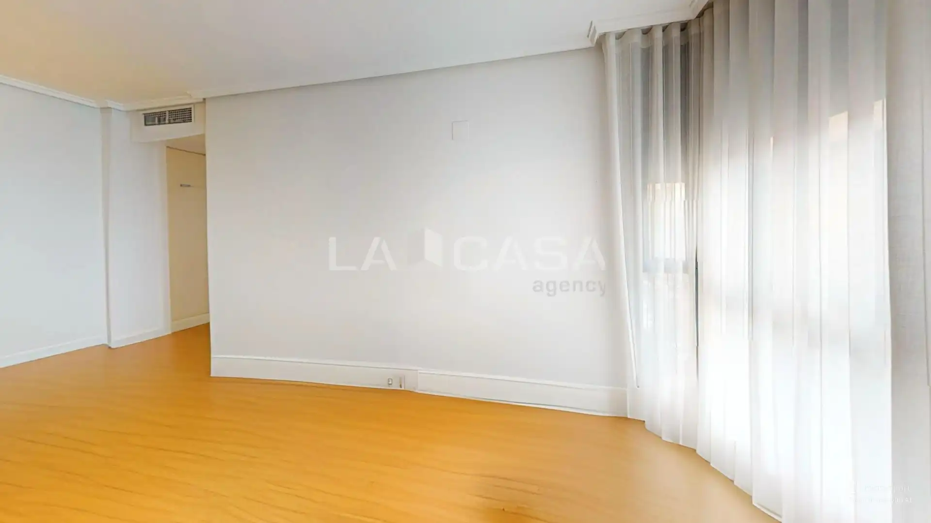 Wohnung mit Aufzug zum Verkauf in Calle de José Aguilar, imagen 4