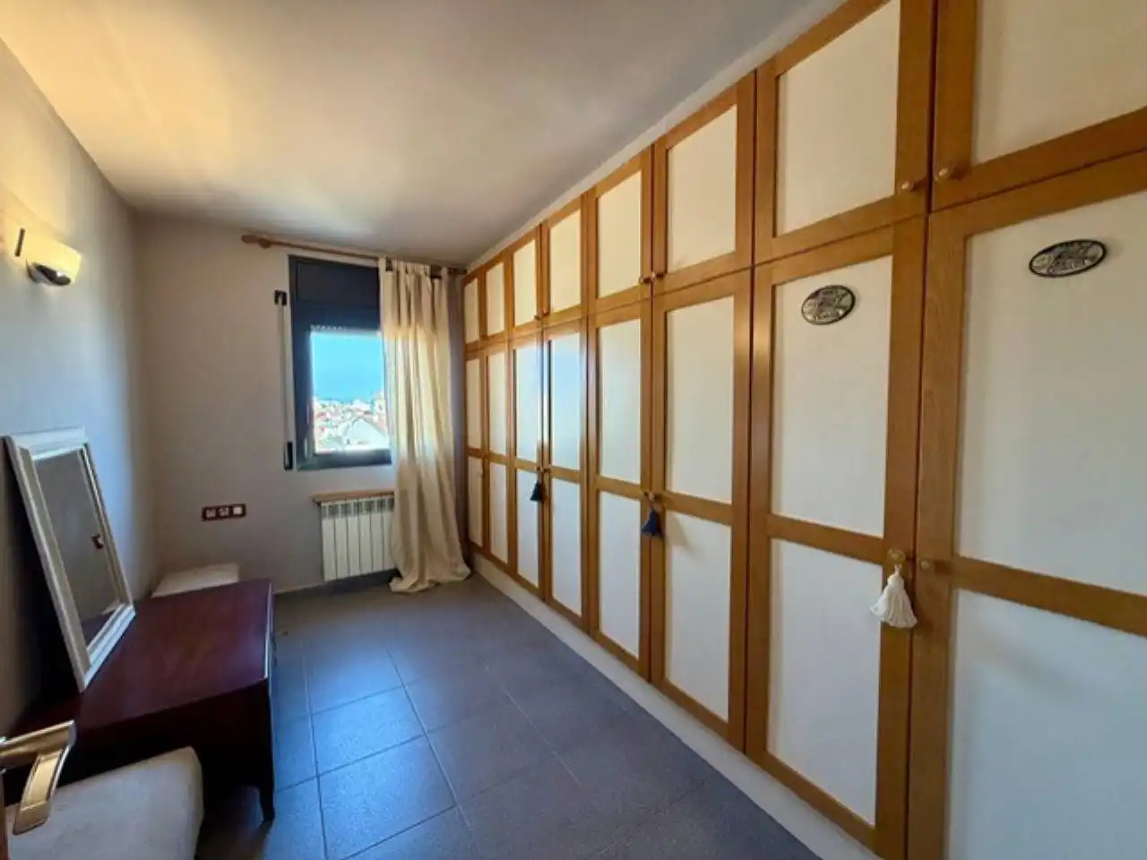 Habitación de Piso de alquiler en Sabadell con Aire acondicionado, Calefacción y Parquet