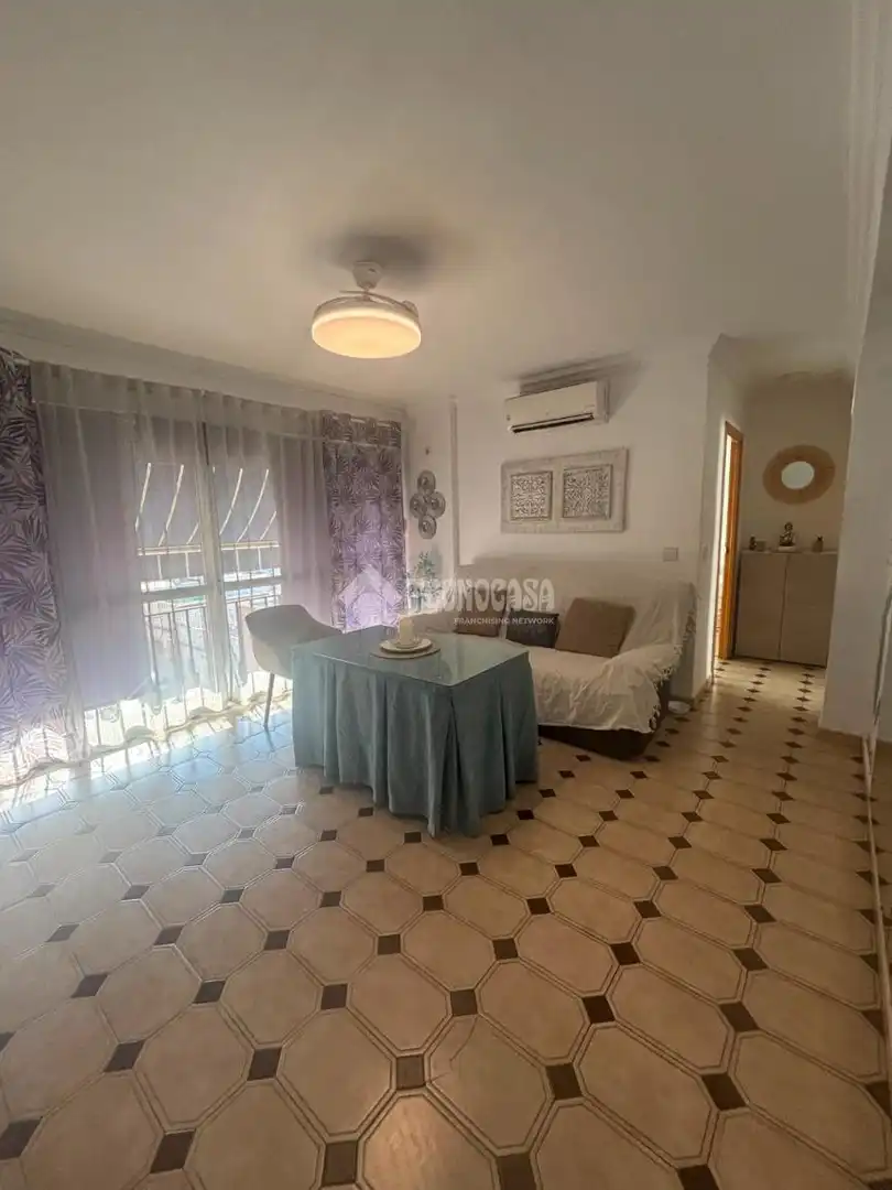 Wohnzimmer von Wohnung zum Verkauf in Alcalá de Guadaira mit Klimaanlage und Möbliert